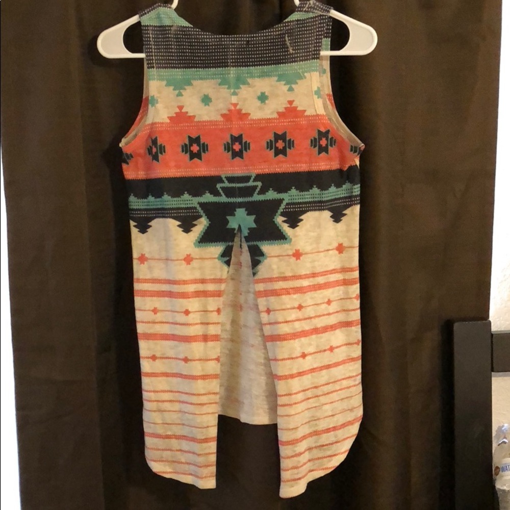 Aztec tank top - Picture 3 of 4